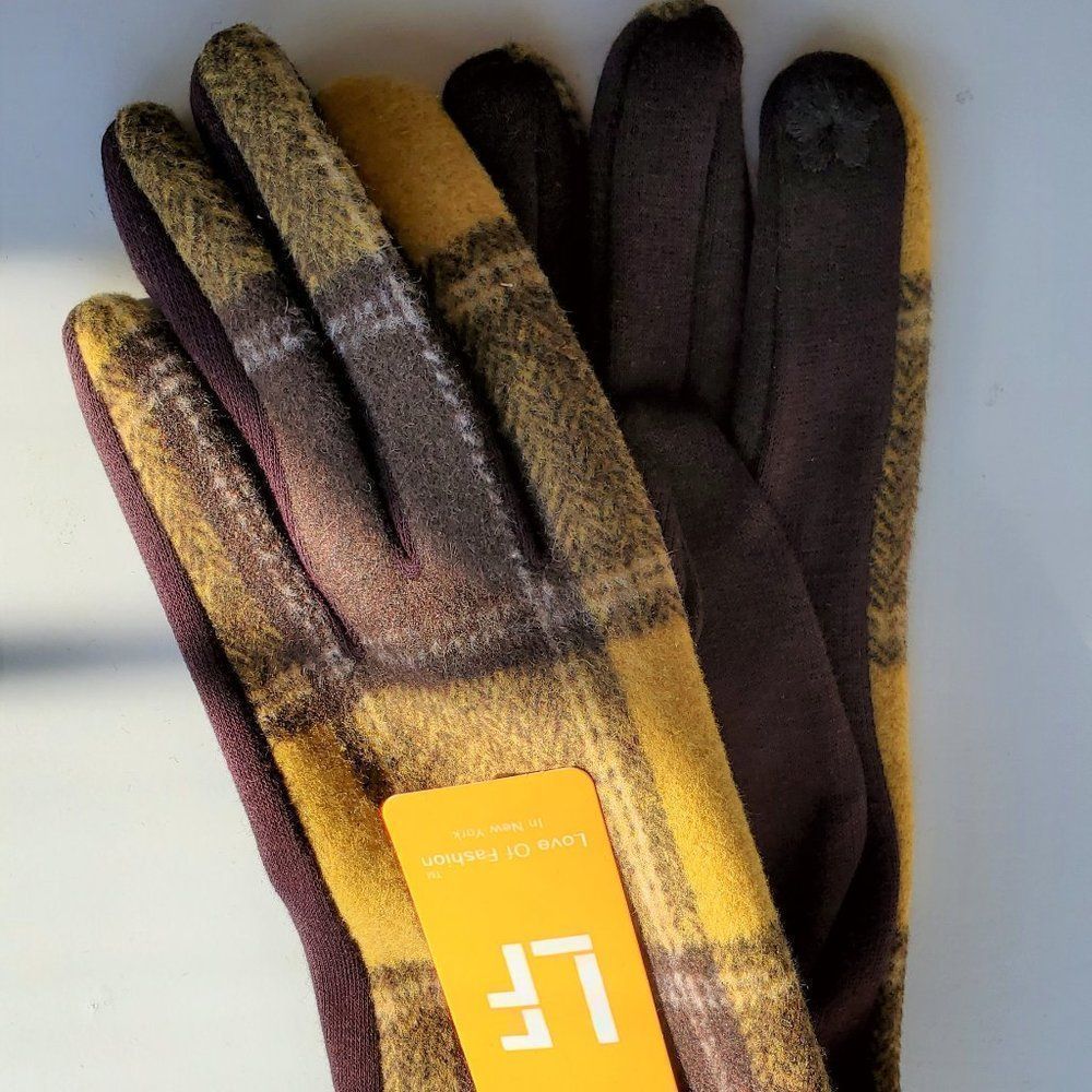 Multi Color Smart Touch Gloves Yarn Smart Texting Touchscreen Compatible